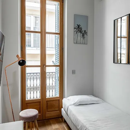 Apartment Bright Duplex - Center *